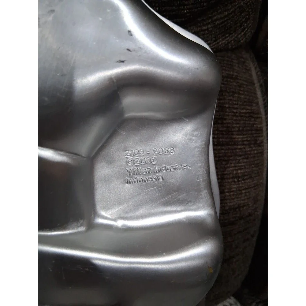 Vintage Wilton Whimsical Witch Novelty Cake Pan Mold Halloween Bewitched Party